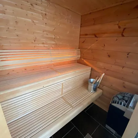 Villa Timber House In Lyngen Jaegervatnet