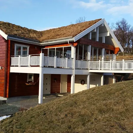 Timber House In Lyngen