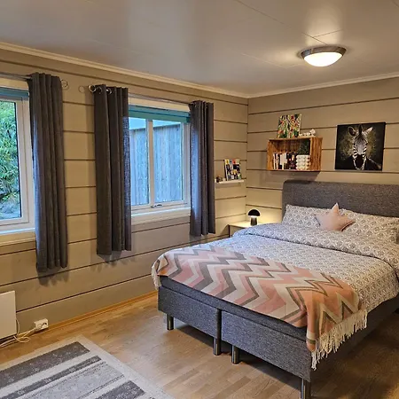 Timber House In Lyngen *