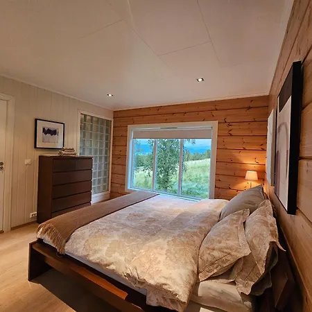 Timber House In Lyngen