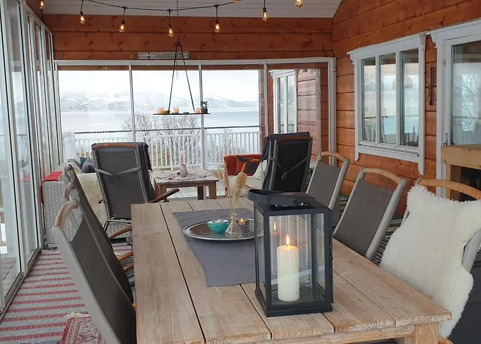 Vila Timber House In Lyngen *