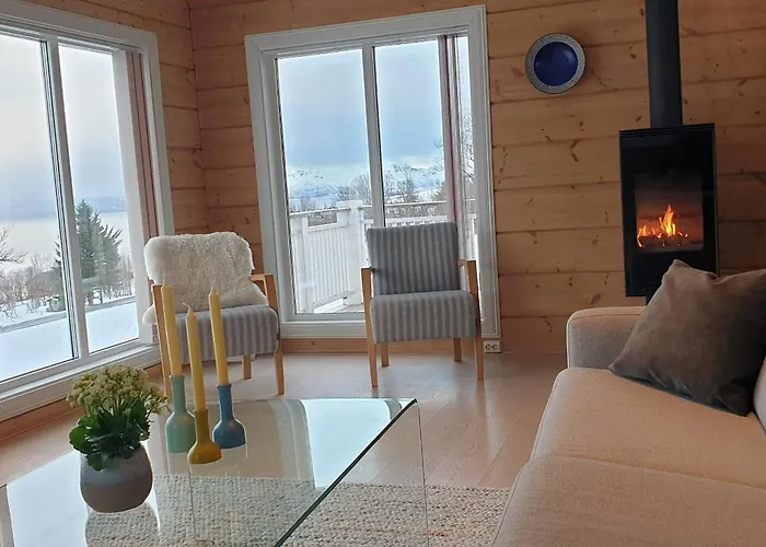 Vila Timber House In Lyngen