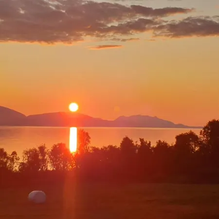 Villa Timber House In Lyngen *