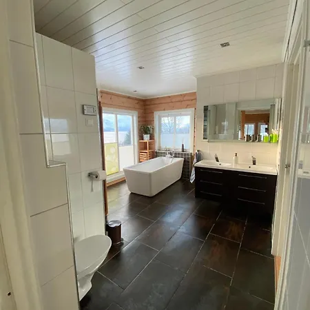 Villa Timber House In Lyngen