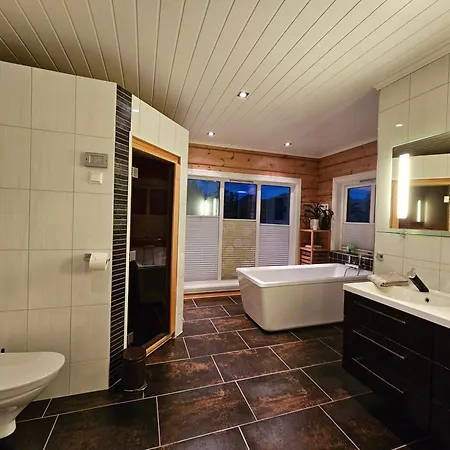 Villa Timber House In Lyngen