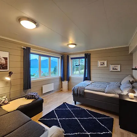 Villa Timber House In Lyngen